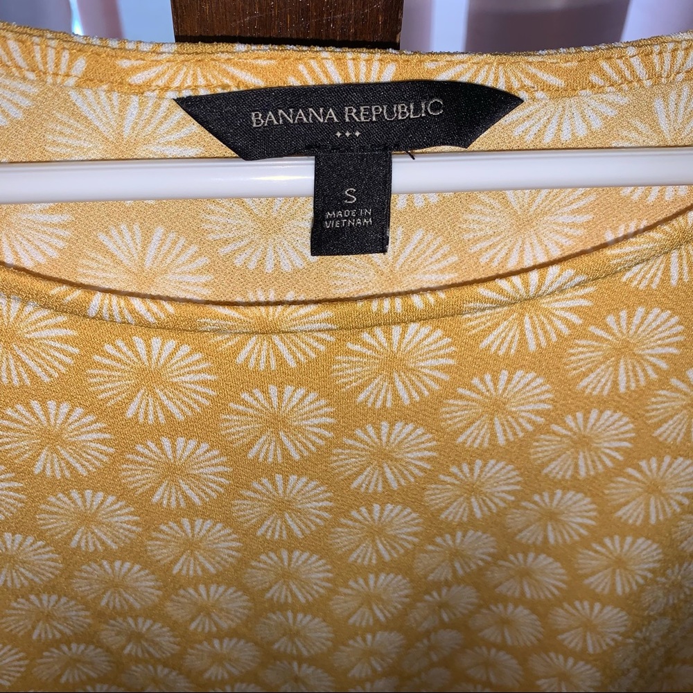 Banana Republic Top